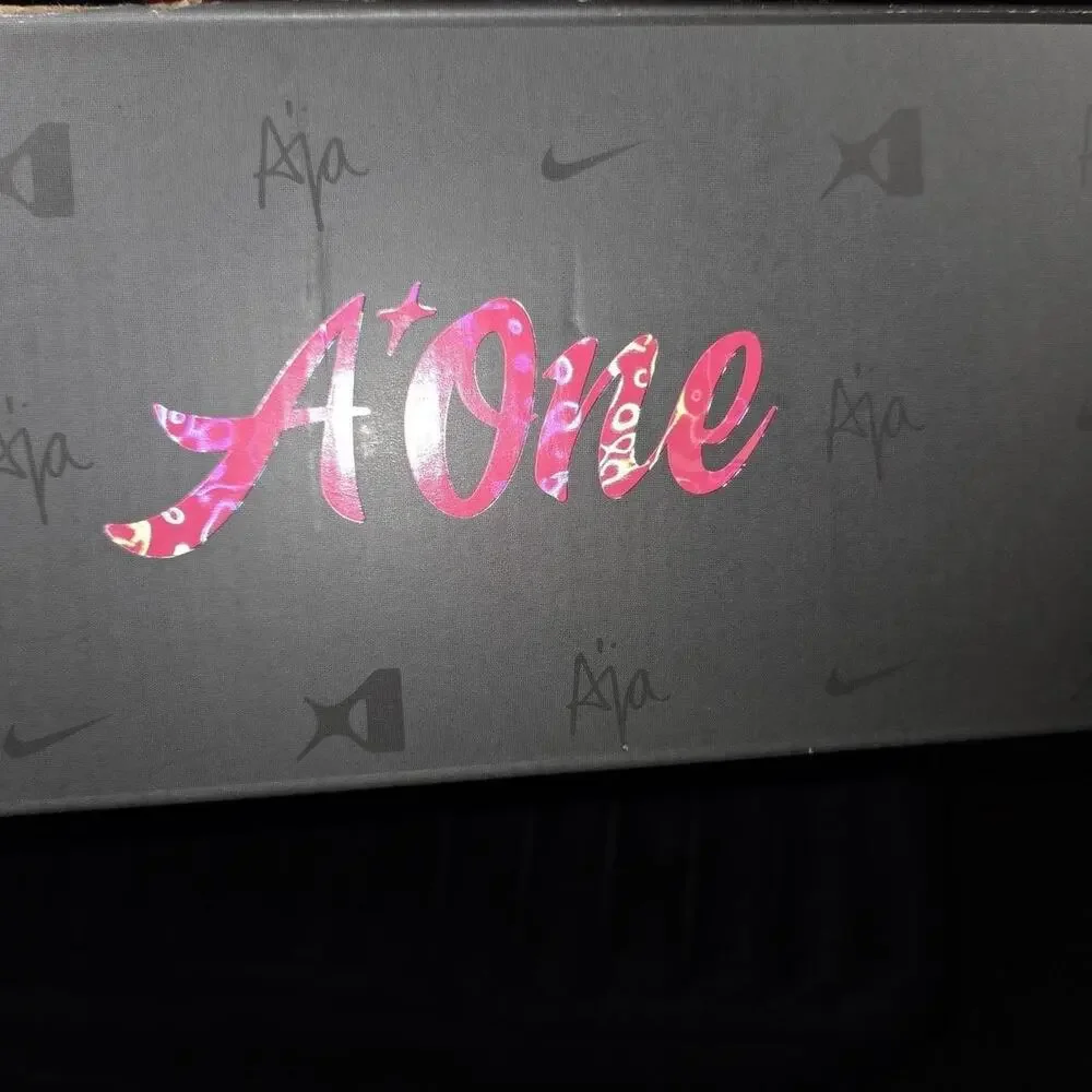Nike a one whiteblack sneakers size